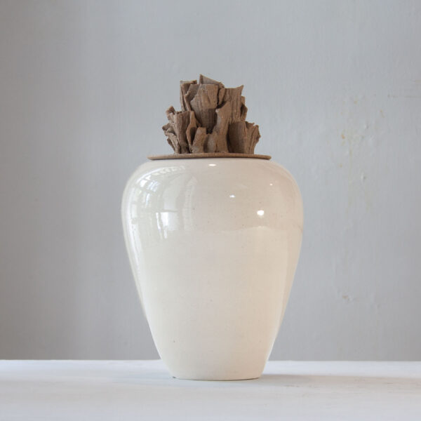 Vase. no 009